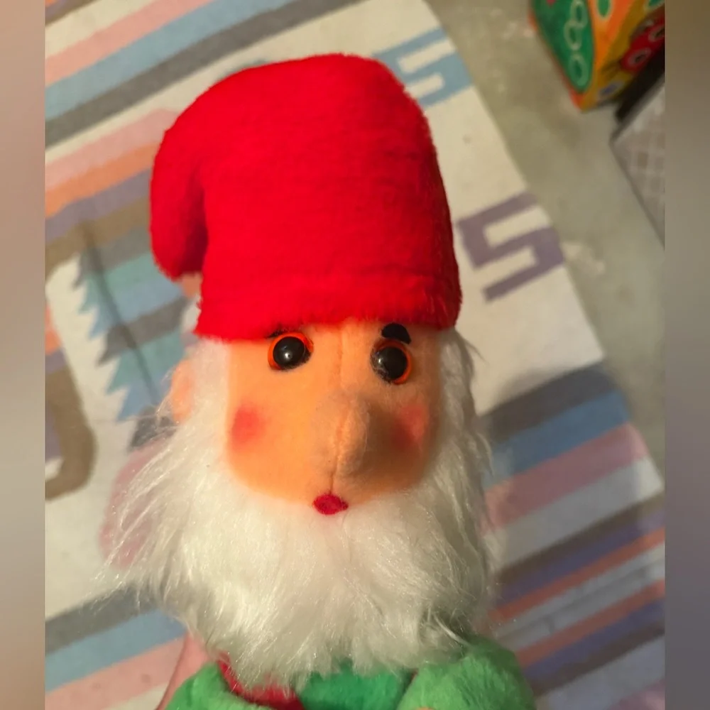 Vintage Irish Christmas Elf Shelf Sitter, Light Pole Hugger Made In Ireland NOS